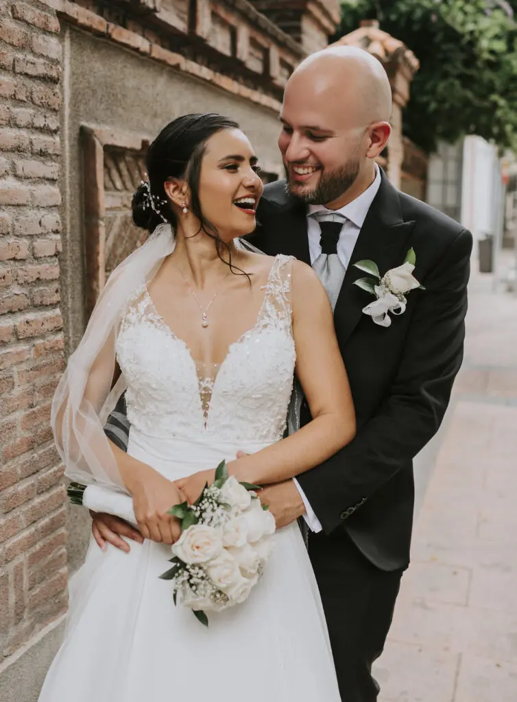 Feder & Selena 30